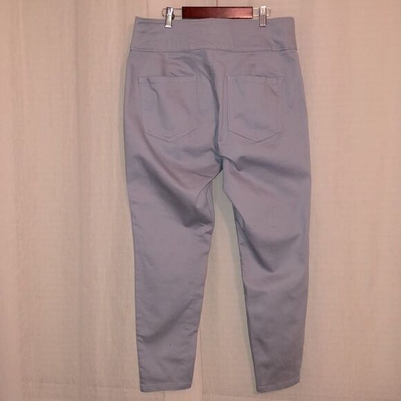 LOFT 14 High Rise High 3 Button Waist 4 Pocket Stretch Ankle Jeans in Light Blue - Picture 3 of 12